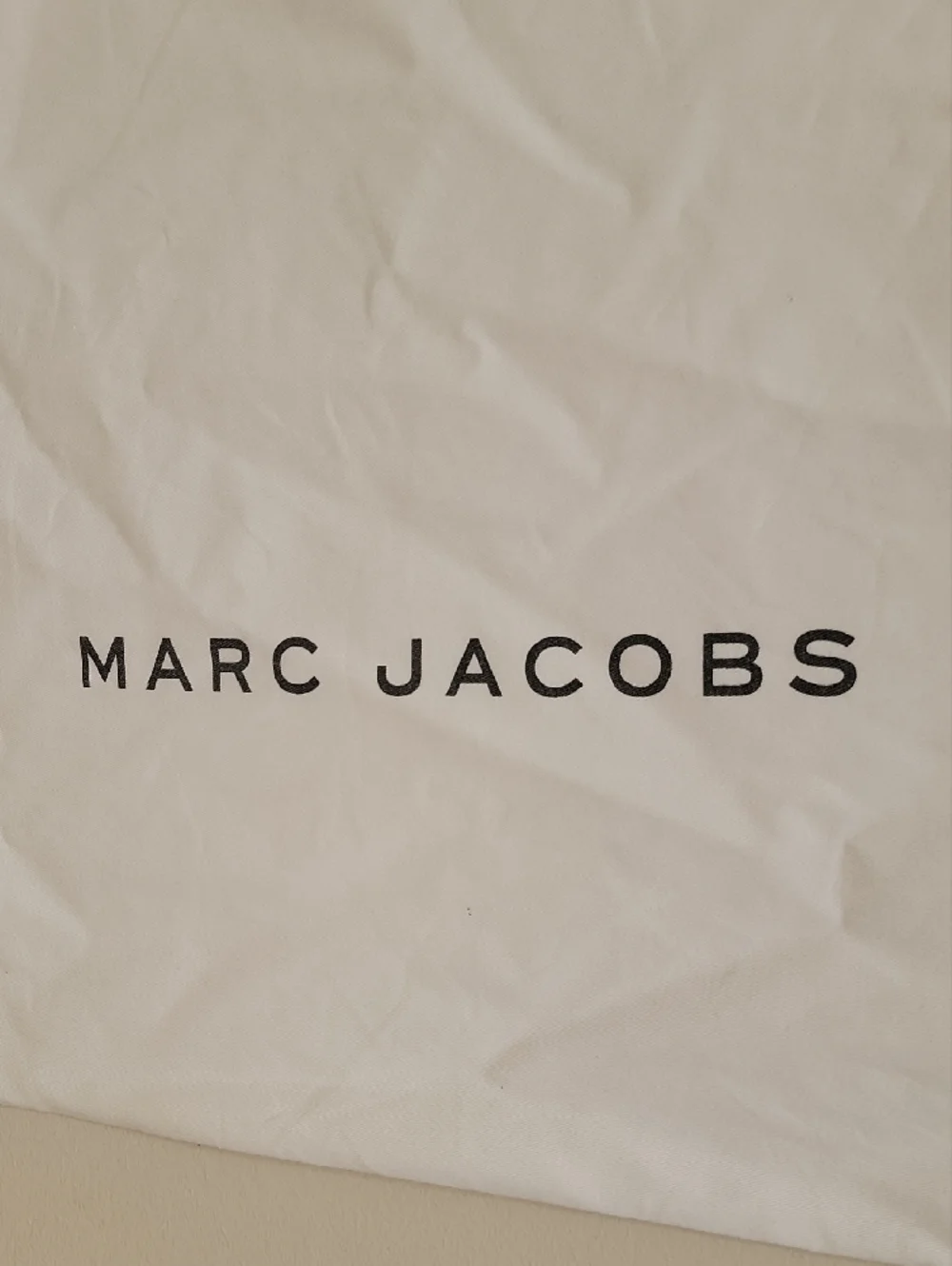 Marc Jacobs White Cotton Logo Drawstring Dust Bag - Picture 2 of 3